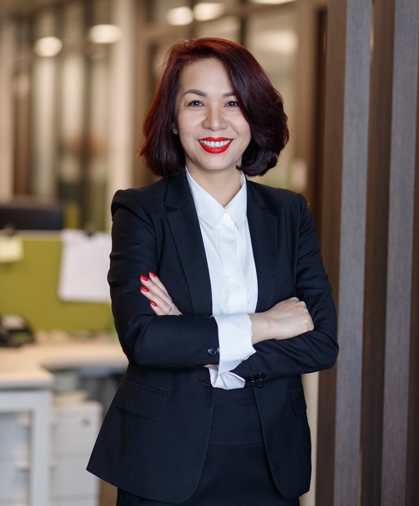 NGUYỄN THỊ HƯƠNG GIANG, Executive Lawyer